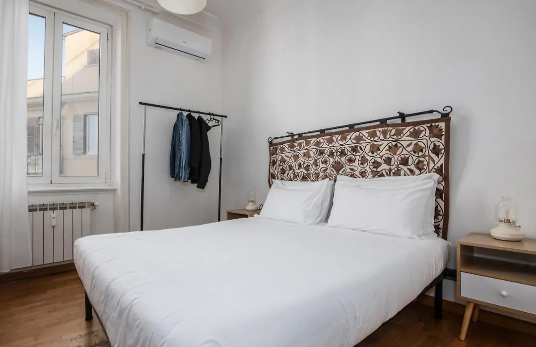 Flaminia Apartment-Zeno 08-1